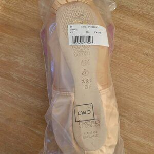 FREED OF LONDON Pointe Shoes 4 1/2 XXX Classic Pro (Anchor Maker)